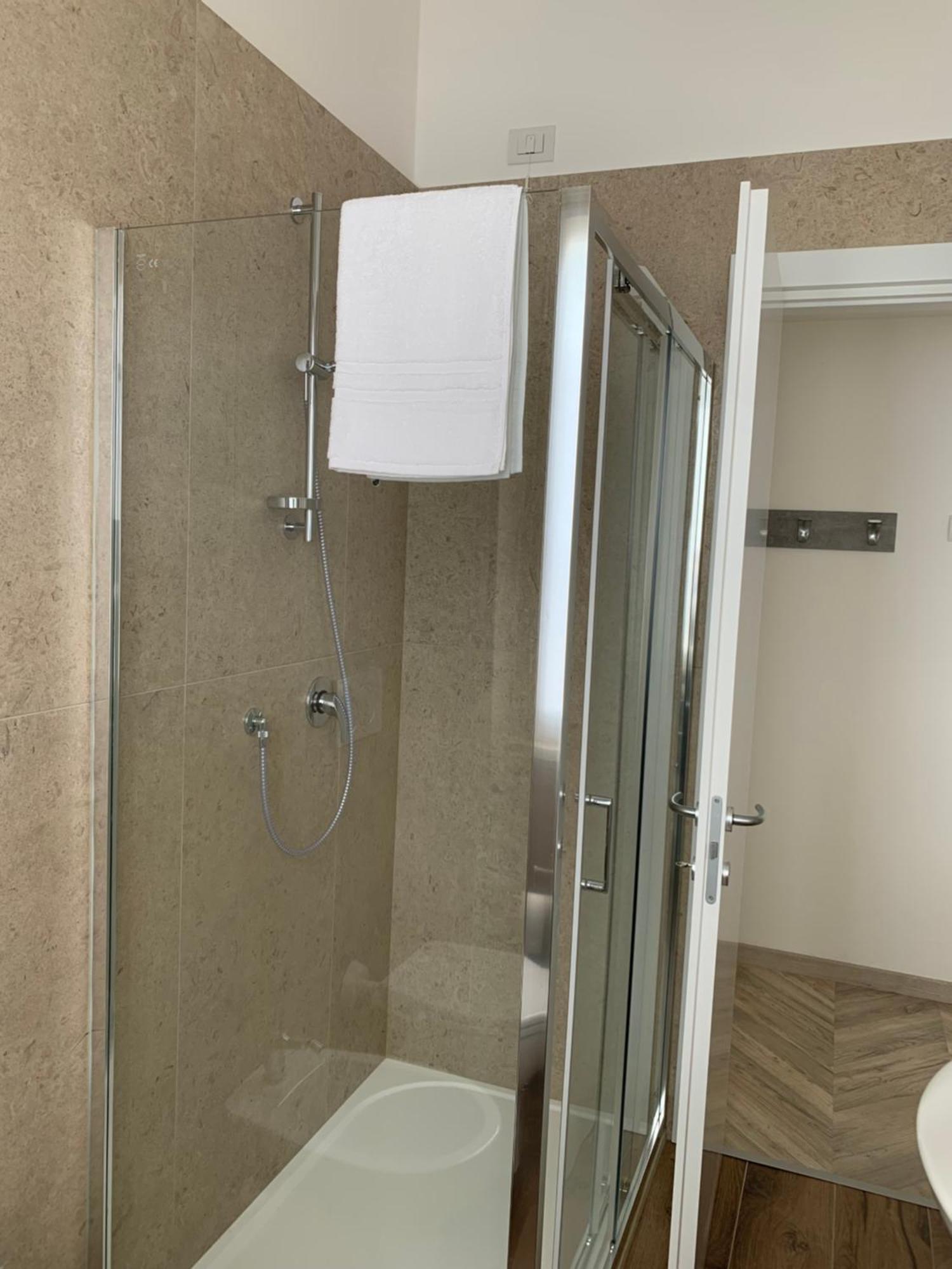 Residenza Letizia Apartment Olginate Exterior photo